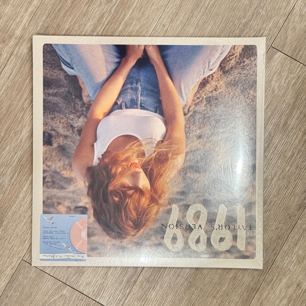 1989 Vinyl Album - White & Blue Jacket